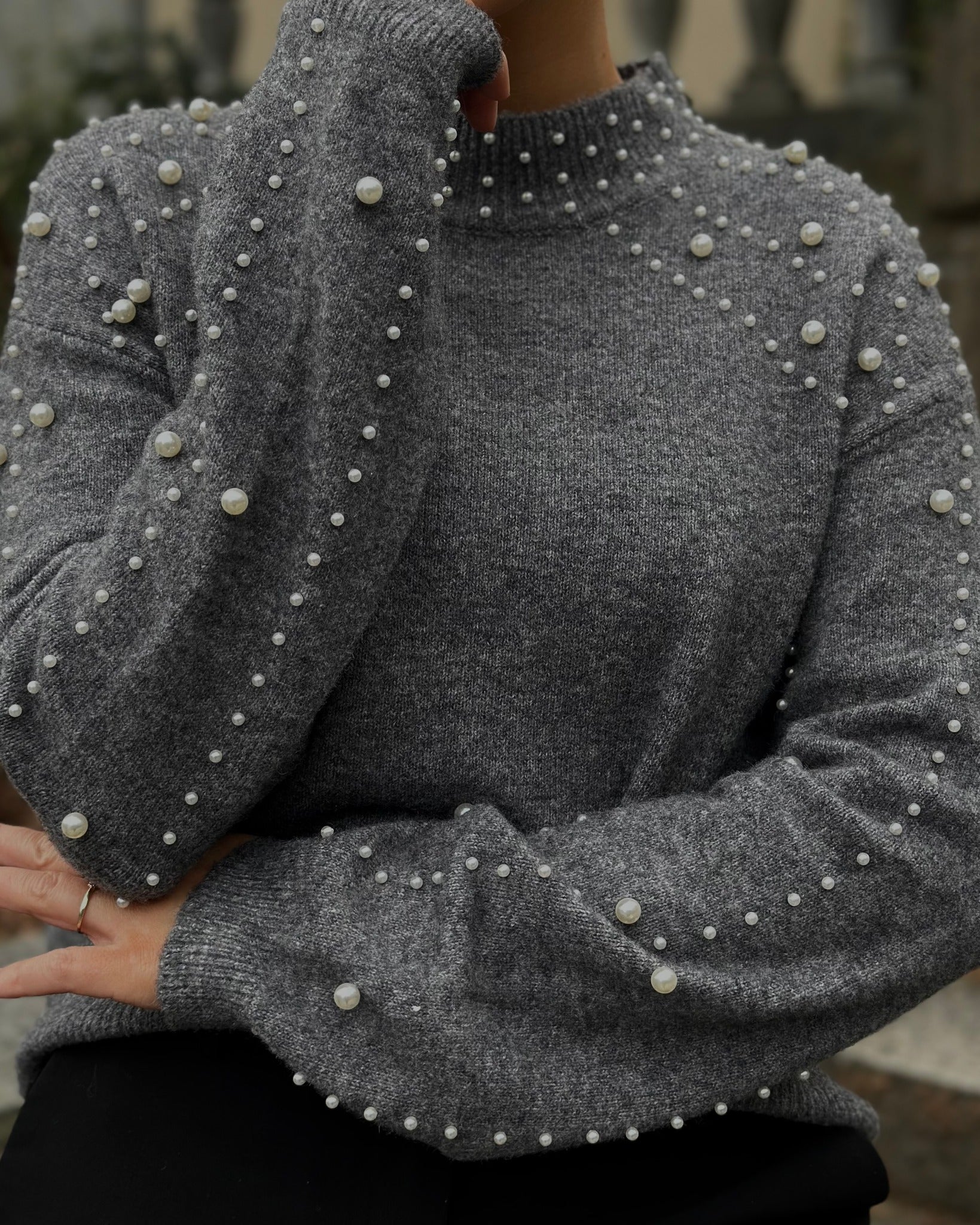 PCREA Pullover - Magnet